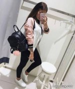 Photo-pose-in-the-mirror-35.jpg