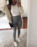 Photo-pose-in-the-mirror-20.jpg