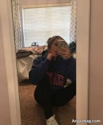 Photo-pose-in-the-mirror-1.jpg