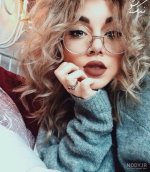 nody-عکس-پروفایل-دخترونه-شیک-عینکی-1631507607.jpg