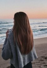 nody-عکس-پروفایل-دخترونه-اسپرت-در-کنار-دریا-1633472302 (1).jpg