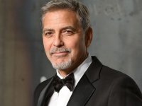 george-clooney-2-1-1027x560-1-705x529.jpg