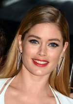 Doutzen_Kroes_Cannes_2013.jpg