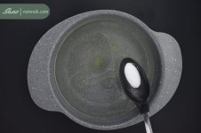 افزودن-نمک-و-روغن.jpg