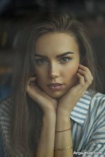 Face-photography-poses-29.jpg