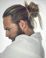 men-long-hair-style-13.jpg