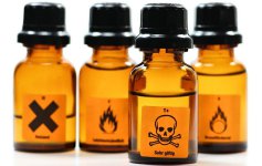 COSMETICS-with-HARMFUL-INGREDIENTS-1.jpeg