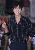 Lee_Tae-sun_.jpg