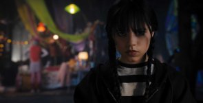 wednesday-jenna-ortega-emma-myers.jpg