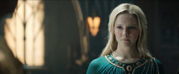 tlotr-the-rings-of-power-season1-finale-galadriel-morfydd-clark-new-beautiful-dress.jpg