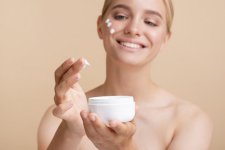 skin-care-funglishApp-2-768x512.jpg