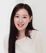 20220729_Kim_Ji-won_김지원_Marie_Claire_Korea_(2).jpg
