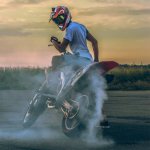 Profile-picture-of-a-motorcyclist-33.jpg