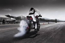 Profile-picture-of-a-motorcyclist-22.jpg