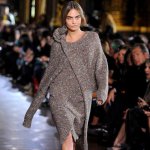 cara-delevingne-2014-catwalk.jpg