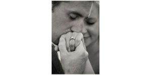 13.Couple-Poses.jpg