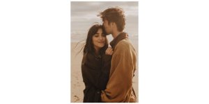 16.Couple-Poses.jpg