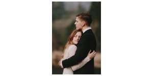 20.Couple-Poses.jpg