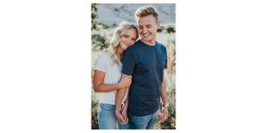 24.Couple-Poses.jpg