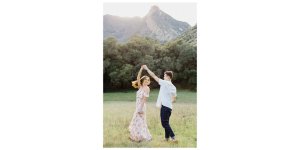 33.Couple-Poses.jpg
