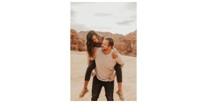 39.Couple-Poses.jpg