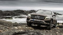 2016_mercedes_benz_glc-HD.jpg