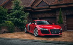 audi_r8_red-wide.jpg