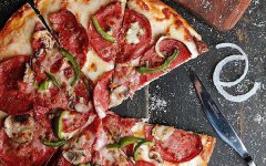 pitza-peperoni.jpg