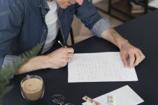 Û±Û°-Û³Û±-Û²Û°-20230504164654_fpdl.in_close-up-man-writing-letter_23-2148935055.jpg