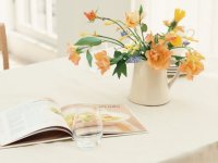 08-flowers-on-dinner-table-768x576.jpg
