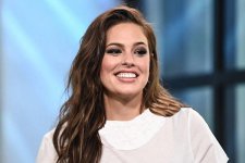 ashley-graham-model-mashhour-5.jpg