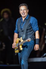 Bruce_Springsteen_-_Roskilde_Festival_2012.jpg