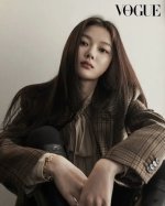 KimYoo-jung(4).jpg