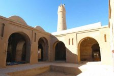 مسجد-جامع-فهرج-696x467.jpg