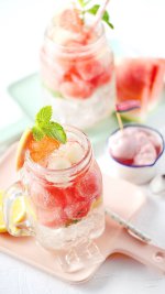 light-girly-wallpaper-11.jpg