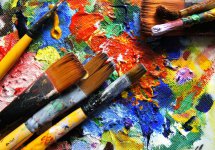 126472451-ترکیبی-از-panits-و-برس.jpg