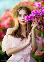 ژست-عکاسی-در-فضای-باز-در-بهار-23.jpg