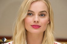 margot-robbie-paniz-1.jpg