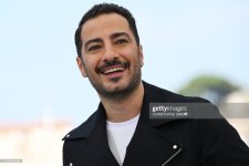 5700904.jpg
